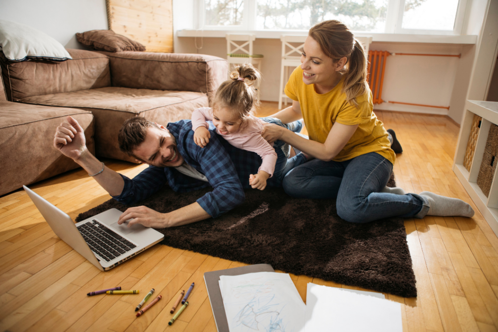life happens webpage life happens father with kids disturbing work in a fun manner